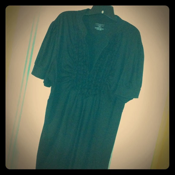 SOLD Lane Bryant 22/24 Black Dress shirt w/Ruffles