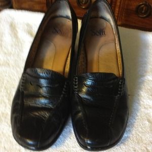 RESERVED FOR CLEAN2013 Blk pro everyday ofc heels.