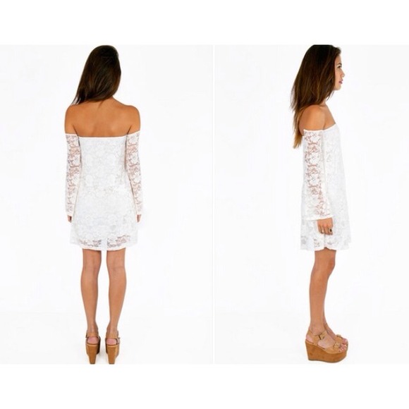 ❌SOLD❌Lace Off The Shoulder Dress (White) - Picture 2 of 3