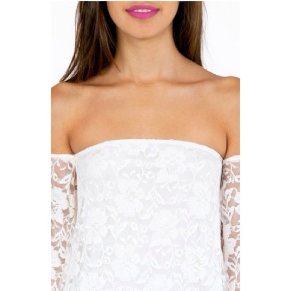 ❌SOLD❌Lace Off The Shoulder Dress (White) - Picture 3 of 3