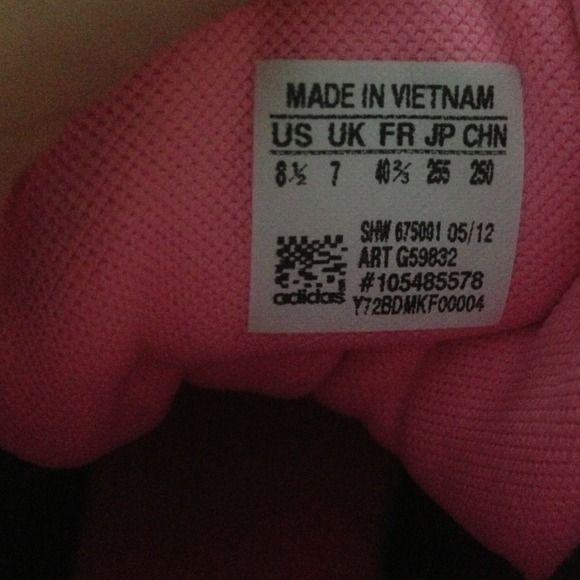 🚫SOLD🚫Adidas High Tops Sneakers - Picture 4 of 4