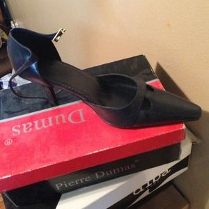 Navy blue shoe