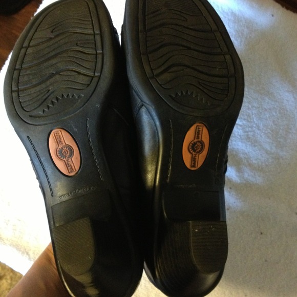 NO LONGER AVAILABLE. Black mules. - Picture 2 of 4