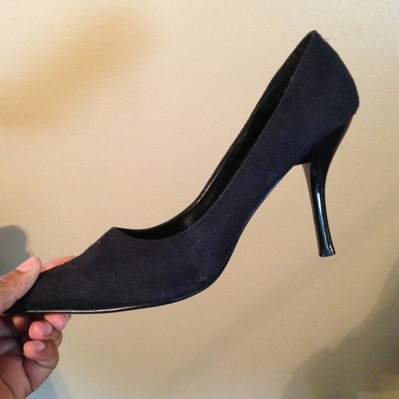 Black heel