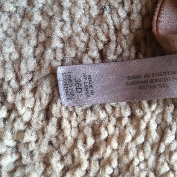 TRADED----Full coverage Victoria's Secret bra - Picture 3 of 3