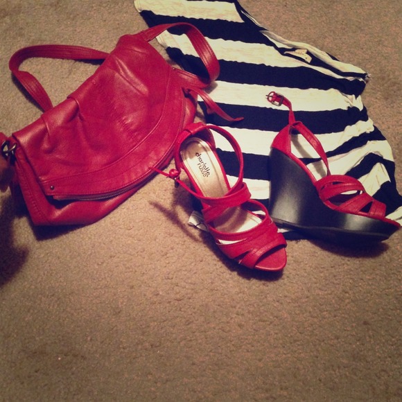🔴🔴SOLD🔴🔴Forever 21 bag and matching shoes