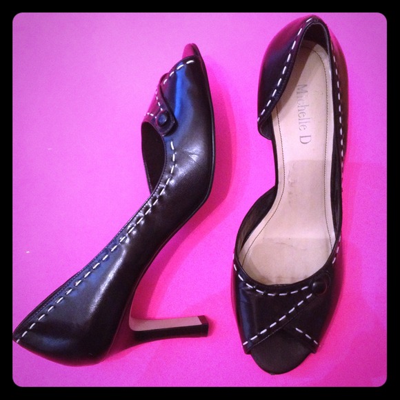 Black Michelle D heels size 8