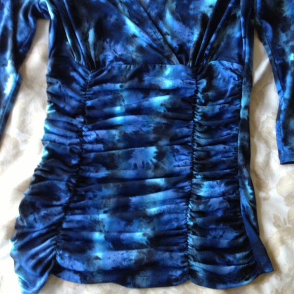 I-N-C Top - Picture 2 of 2