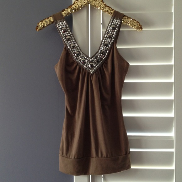 ❌SOLD❌SMALL • BROWN EMBELLISHED TOP