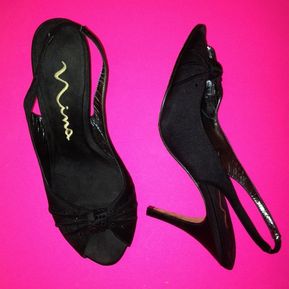 Black heels size 6.5 by Nina