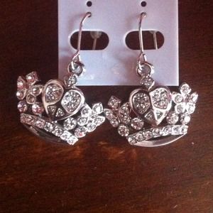 Crown earrings