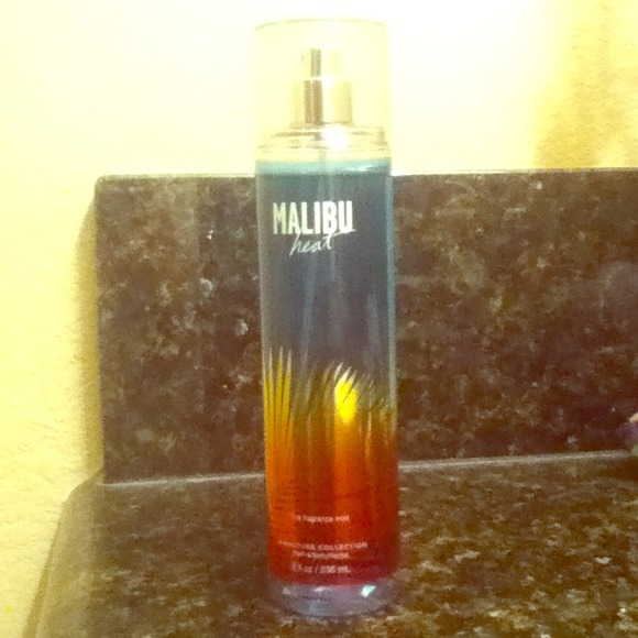 💣Reserved🔮💚Malibu heat -bath and body works💚