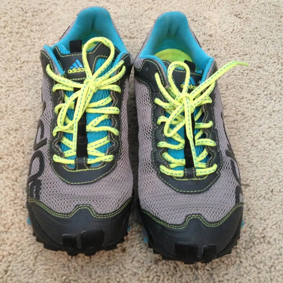 Running shoes