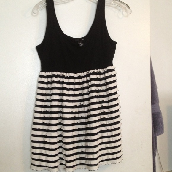 H&M black and stripe ruffled dress