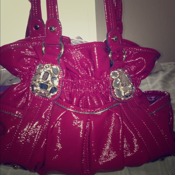 Reduced 👛 Kathy Van Zeeland Shiny Burgundy purse