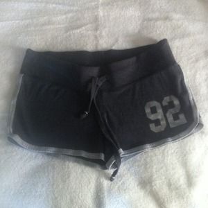 🚫Traded🚫 with @keinokev Grey lounge shorts !