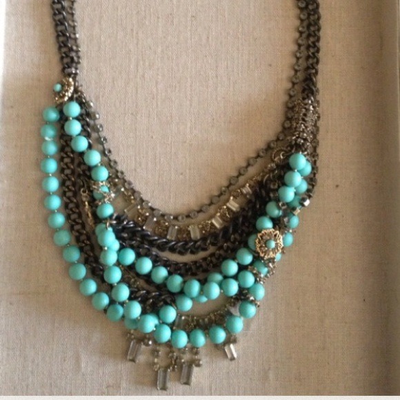 Stella and dot-- marchesa necklace :)