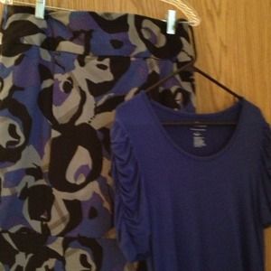 Cute mini skirt-zip back-tight band bottom