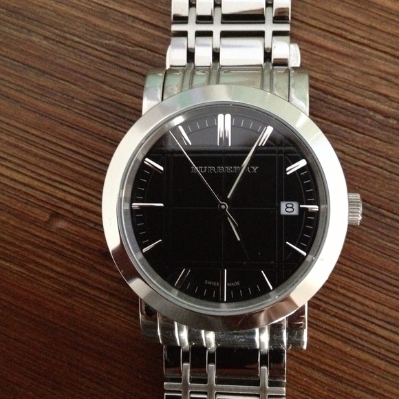 ❌ SOLD ❌ Men's Silver Burberry Heritage Watch