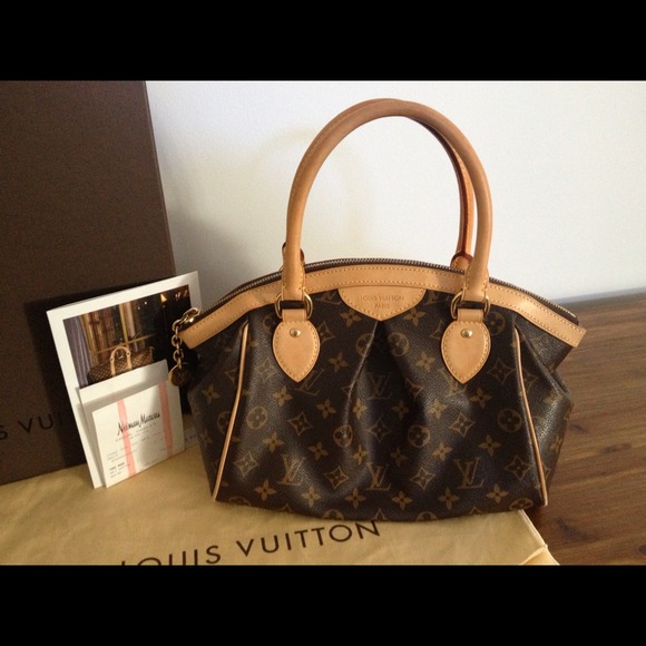 ❌ SOLD ❌ Authentic Louis Vuitton Tivoli PM