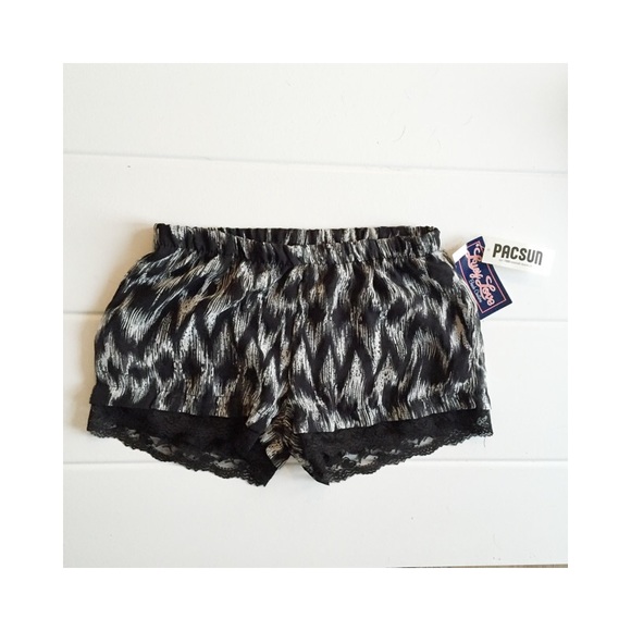 Lucy love tribal lace shorts