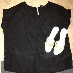 //SOLD//SILKY BACK ZIPPER BLOUSE.