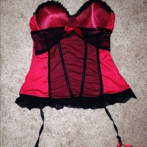 //SOLD//NEVER WORN LINGERIE.