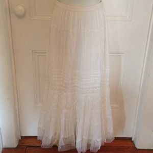 ⬇️REDUCED ⬇️BEAUTIFUL CHICOS MAXI SKIRT NWOT