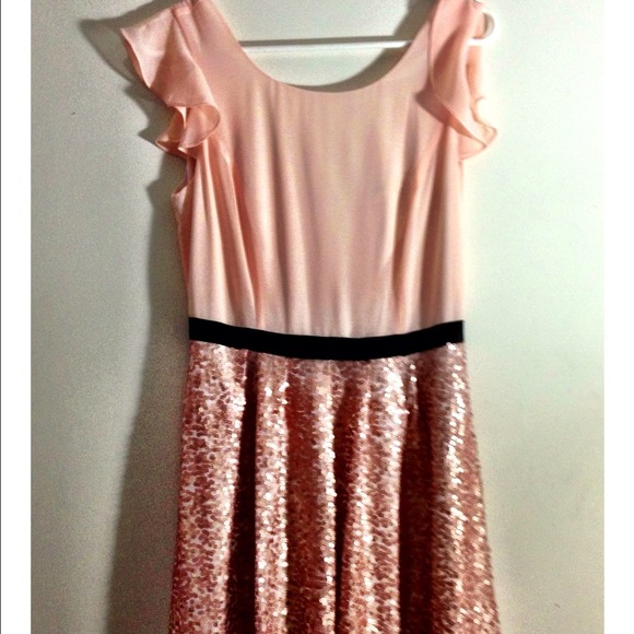 Chic Pink chiffon &sequin dress w/black bow belt!