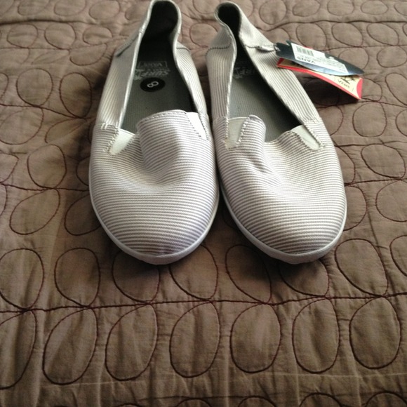 New Vans Surf Siders "RESERVE"