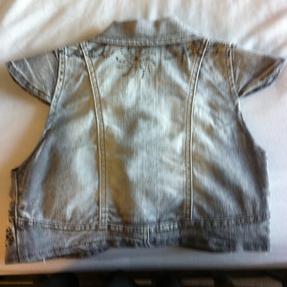 ❌❌SOLD❌❌Grey Jacket - Picture 2 of 4