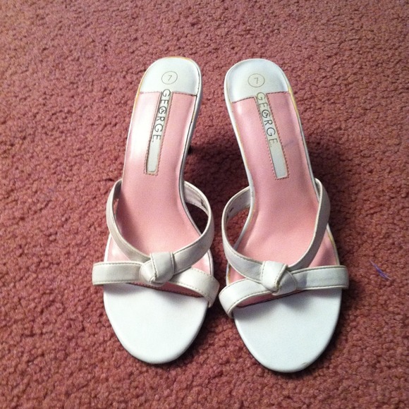 White Strap knot heels and black top BUNDLE