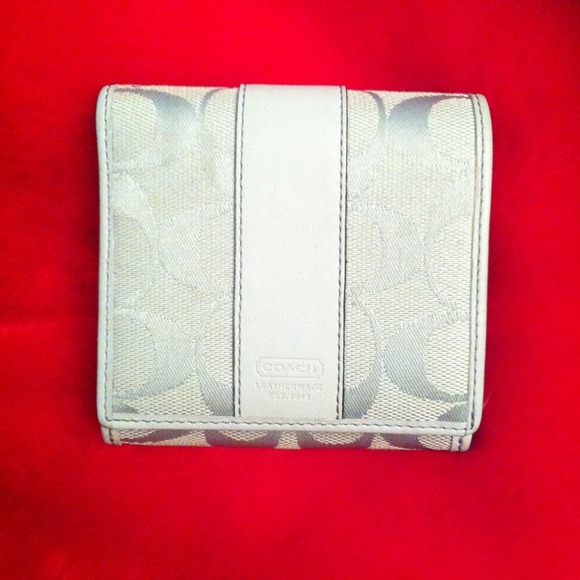 COACH Wallet With Coin Pouch
