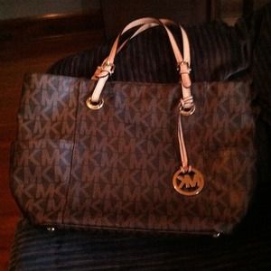 MK purseSOLD
