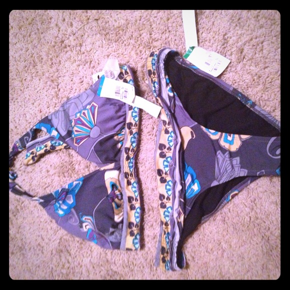 ❤ON HOLD❤ NWT Perry Ellis D/DD -cup swimsuit