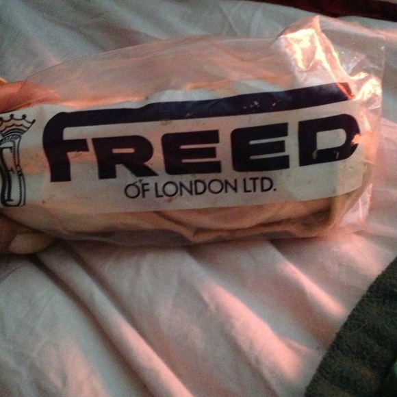Freed Point Shoes