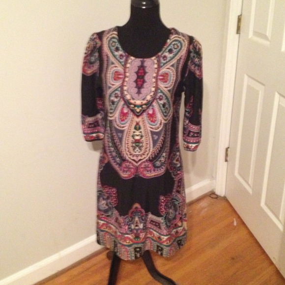 beautiful 3/4 length sleeve dress