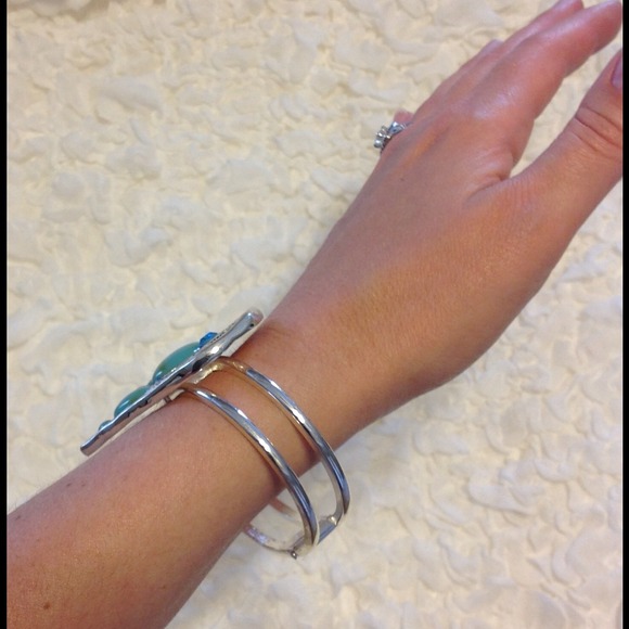 🎉🎉🎉HOST PICK 8/24🎉🎉🎉 - Picture 3 of 4