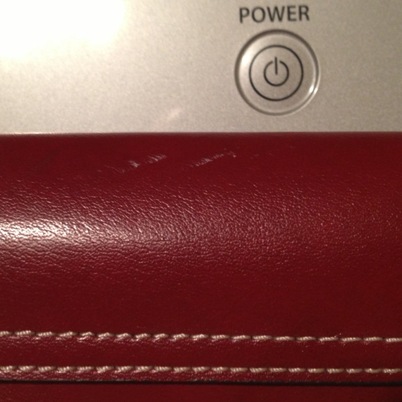 Mondani New York deep red clutch - Picture 3 of 4