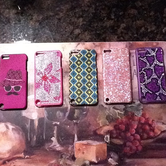7 iPod touch 5th generation cases for 35$!!!!!!!!!