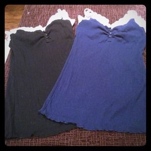 Set of two Guess Tank tops.