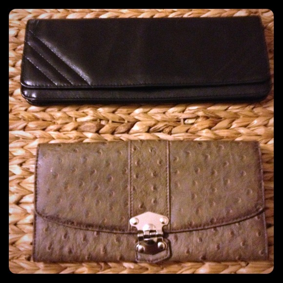 Black and brown clutch