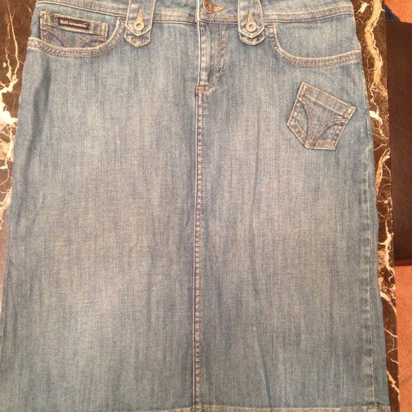 SOLD!!! D&G Denim Skirt - Picture 4 of 4