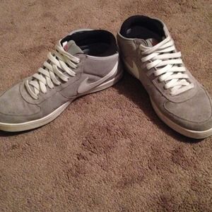 NIKES FOR SALE✔FOR MEN