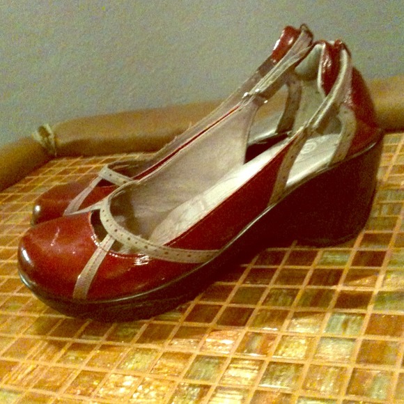 SOLD// J-41 Adventure On Red Shoes
