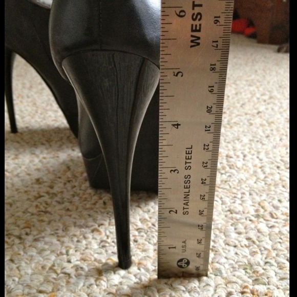 Oxford style size 7.5 Bakers shoes - Picture 4 of 4