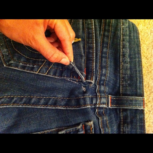 🎀True Religion Jeans🎀 - Picture 2 of 3