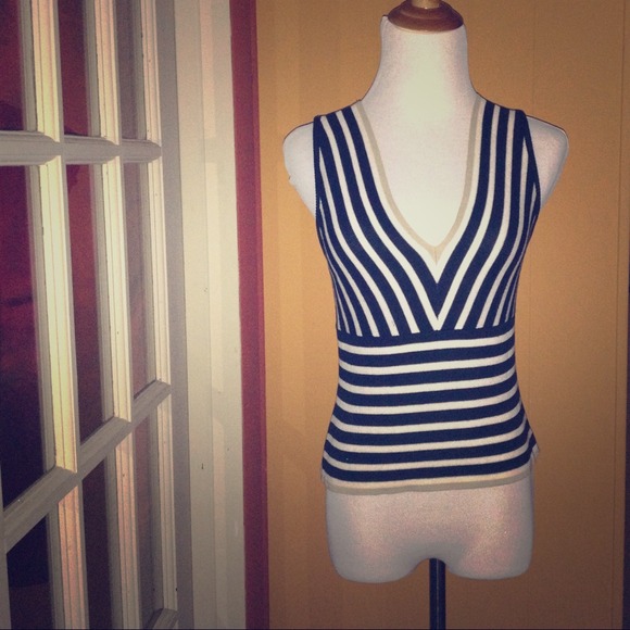 Charlotte Russ sleeveless sweater top