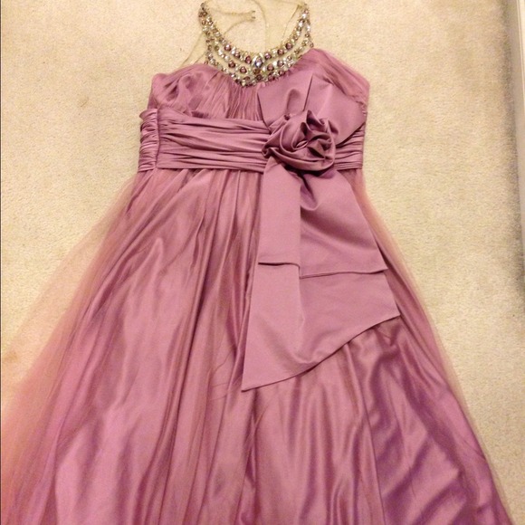 Evening gown - Picture 2 of 2