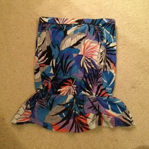 Tropical strapless top